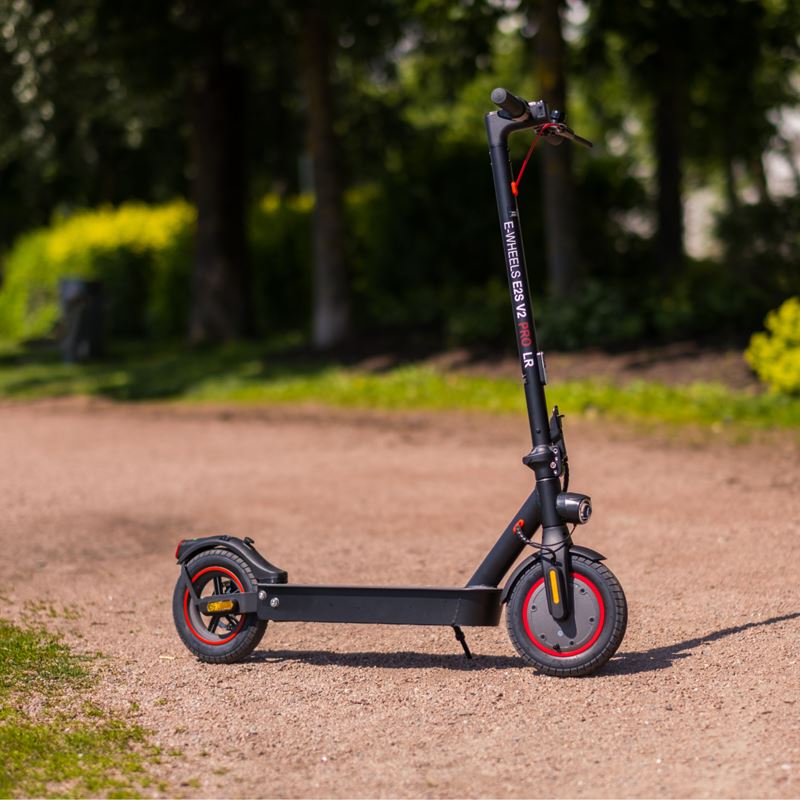 E2S V2 PRO LR – Premium Electric Scooter with Long Rang